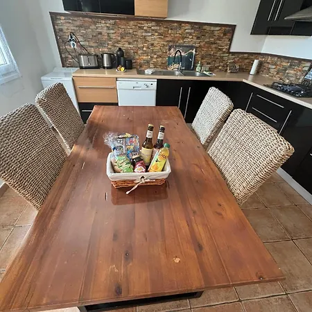 A Casa Nostra Hébergement de vacances Biguglia (Corsica)